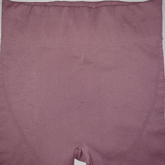 FABLETICS WOMEN'S ACTIVEWEAR LEGGINGS - Picture 1 of 15